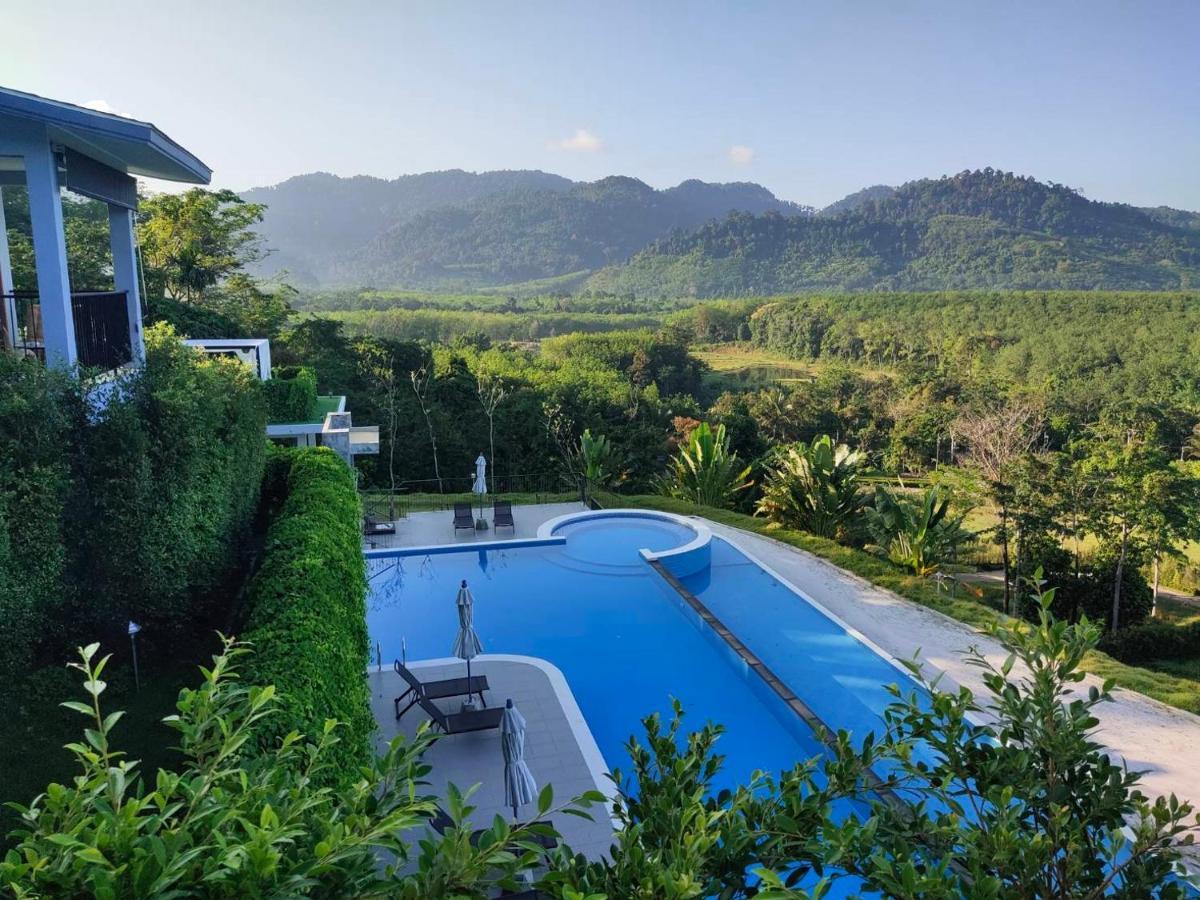 Khaolak Blue Sky Villa Кхаулак Экстерьер фото