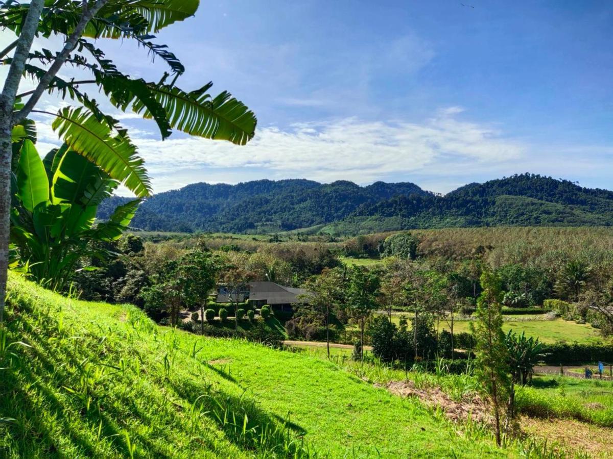Khaolak Blue Sky Villa Кхаулак Экстерьер фото