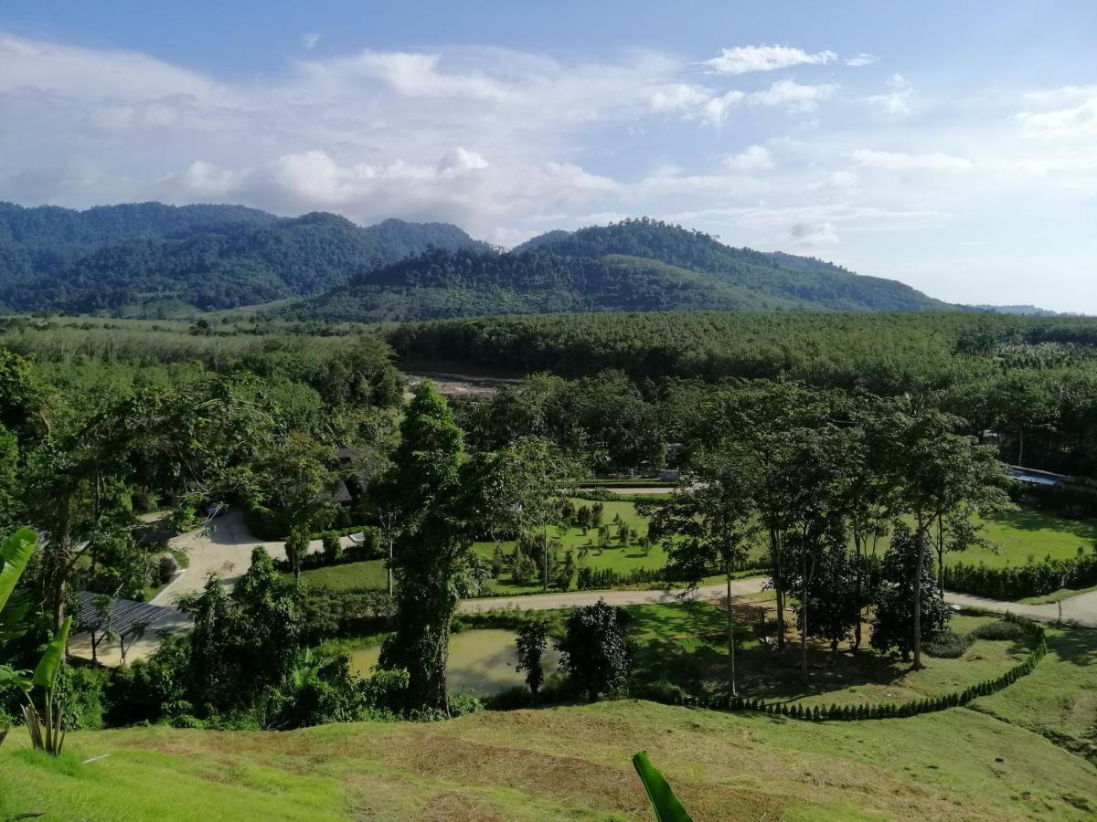 Khaolak Blue Sky Villa Кхаулак Экстерьер фото
